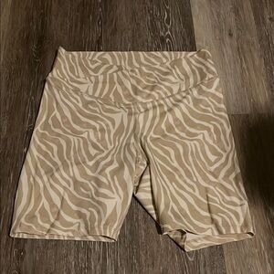 Old Navy Crossover Waist Bike Shorts